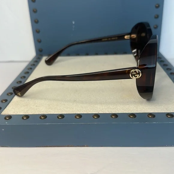 GUCCI Brown Gradient Oval SunglassesGG0368S 002 55 display picture 3